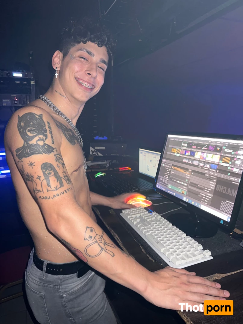 KID EMI | Free 6913416