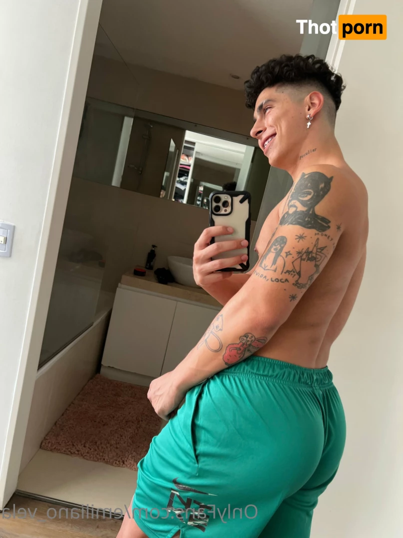 KID EMI | Free 6913580