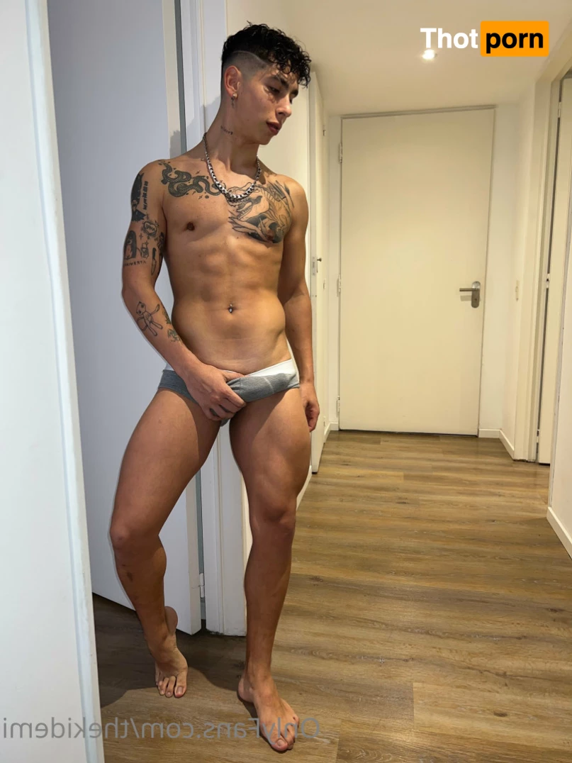 KID EMI | Free 6913790