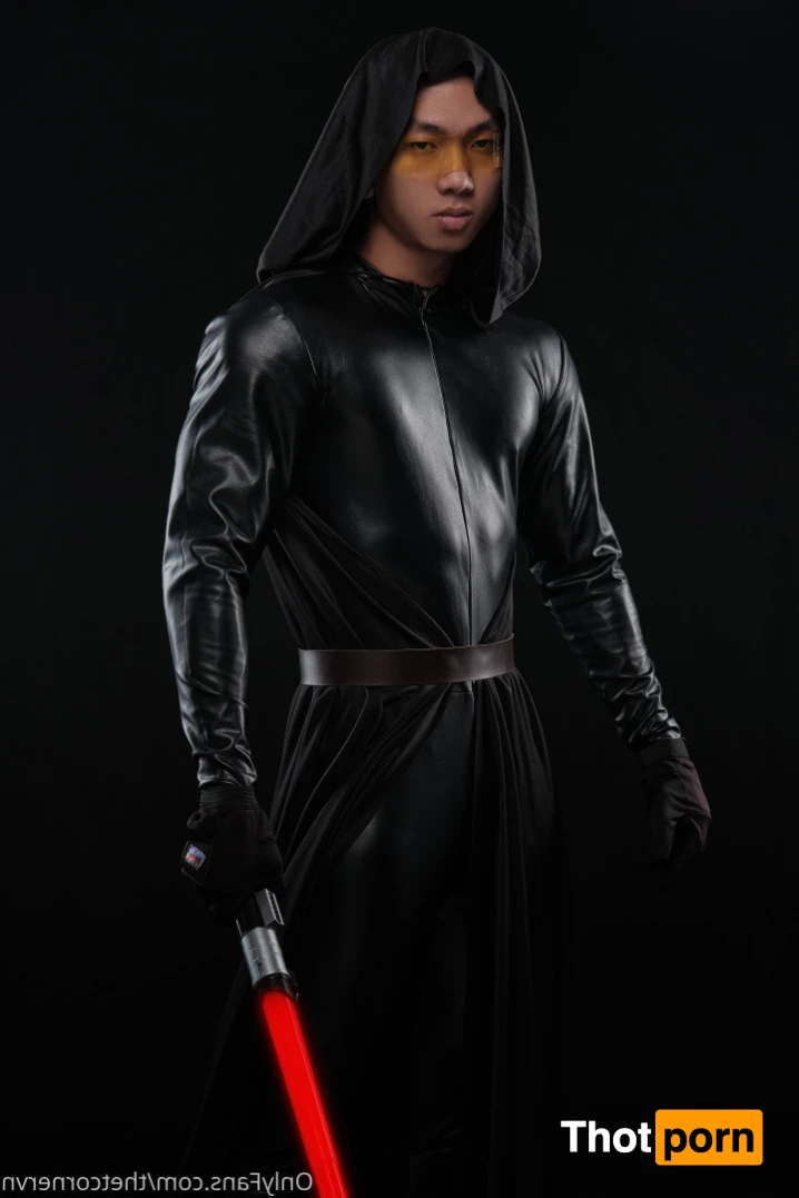 The T Corner 6911345