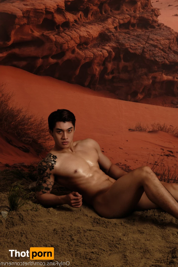 The T Corner 6911369