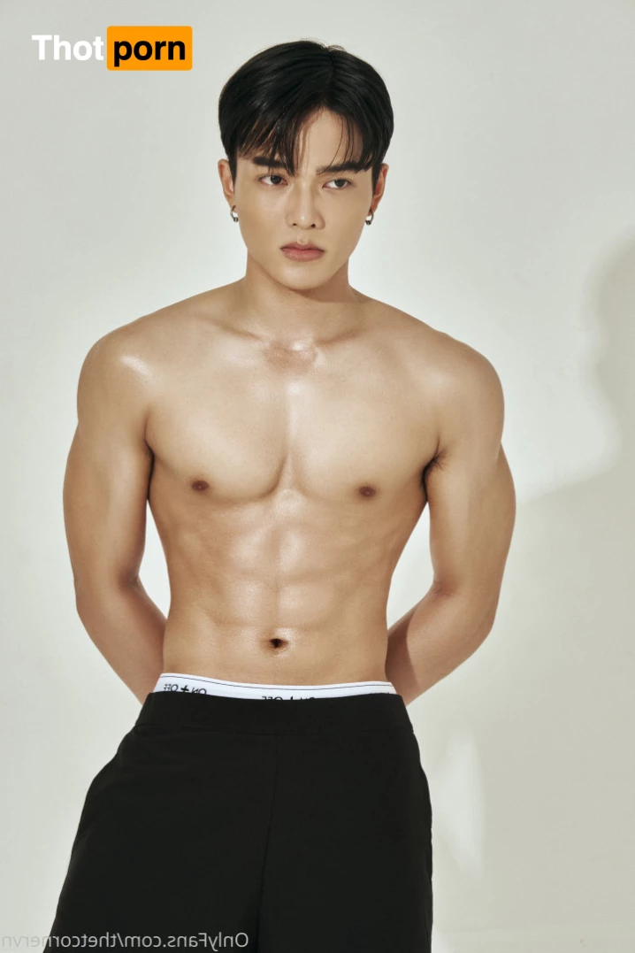 The T Corner 6911472