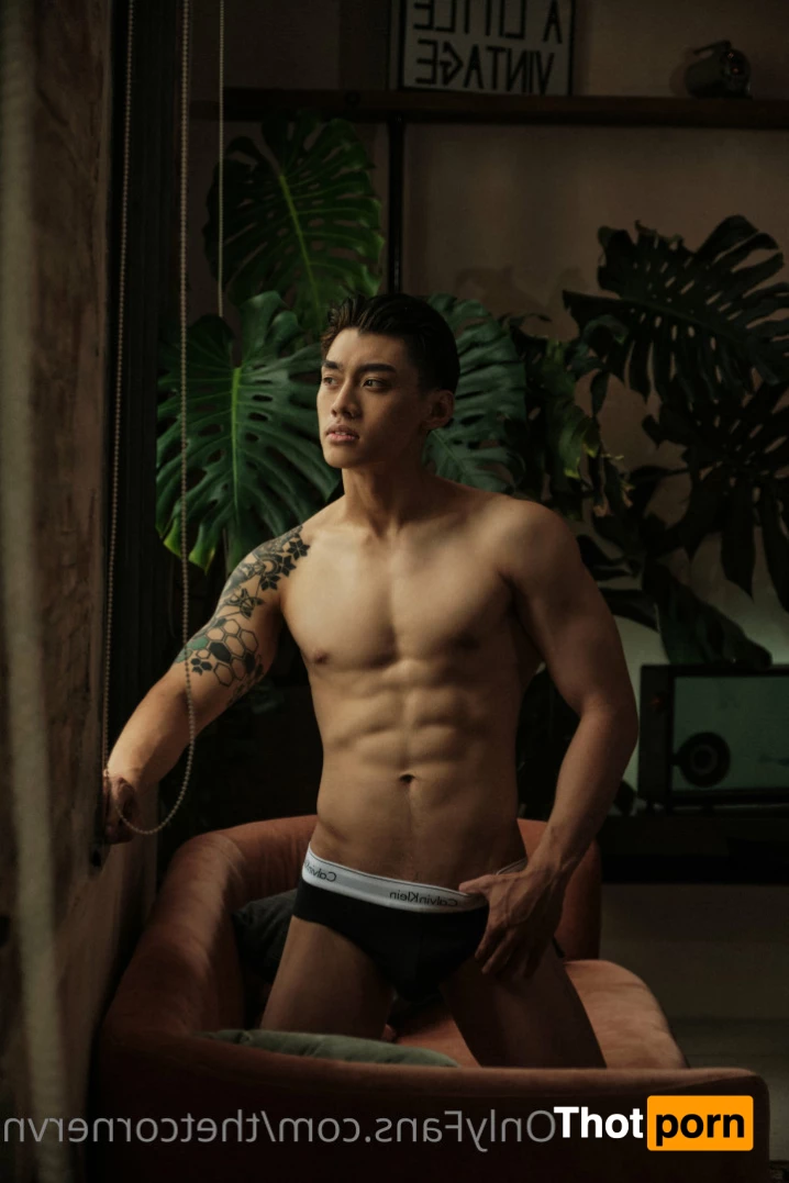 The T Corner 6911590