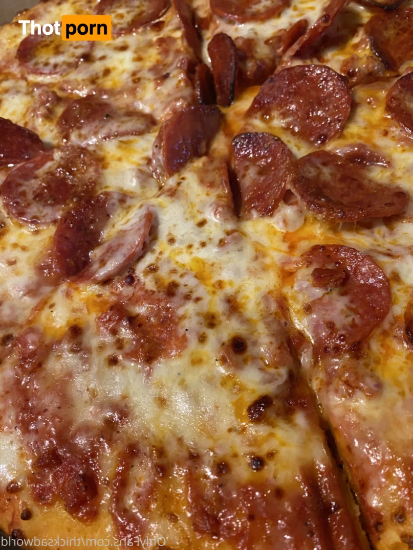 thicksadworld 6559333