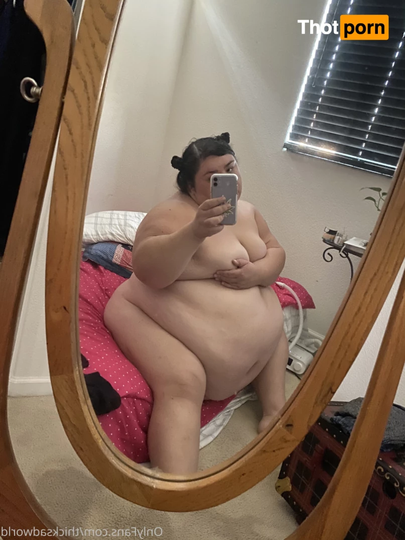 thicksadworld 6559411