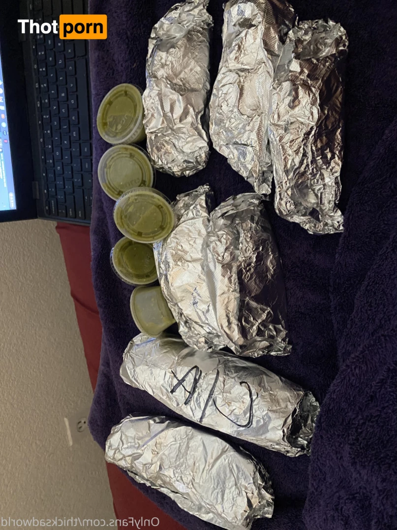 thicksadworld 6559442