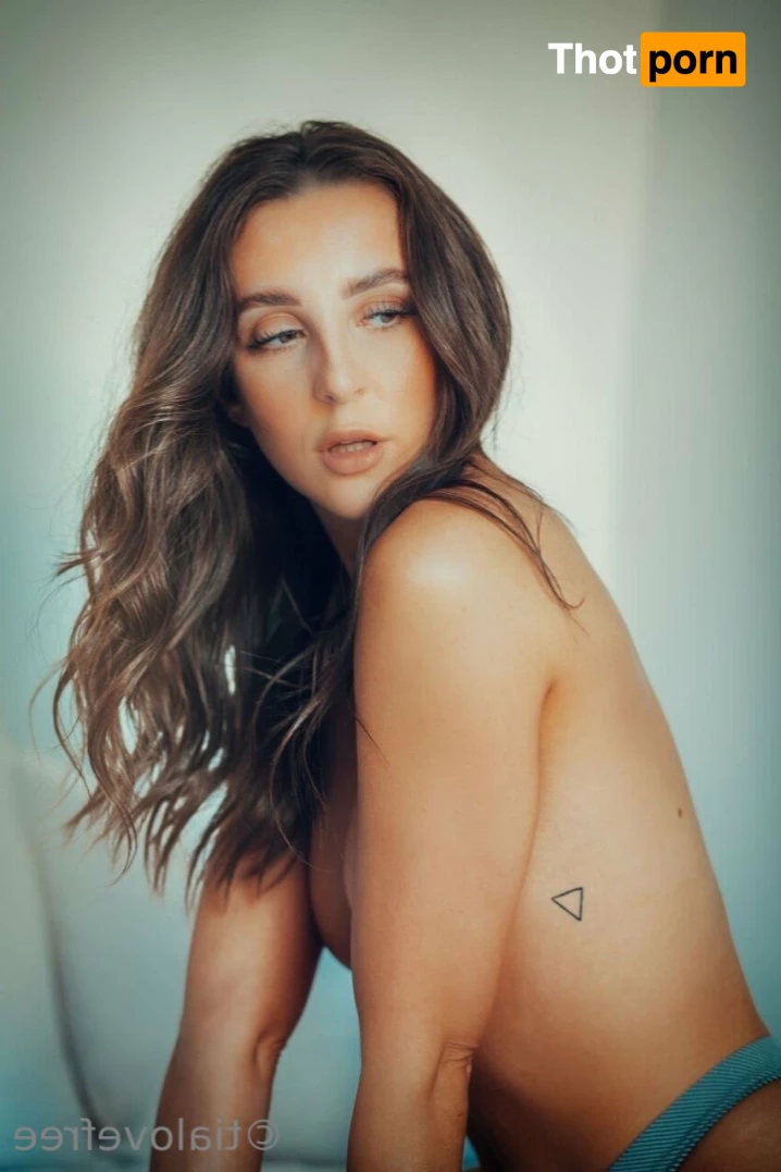 𝘵𝘪𝘢-𝘳𝘢𝘦 6991375