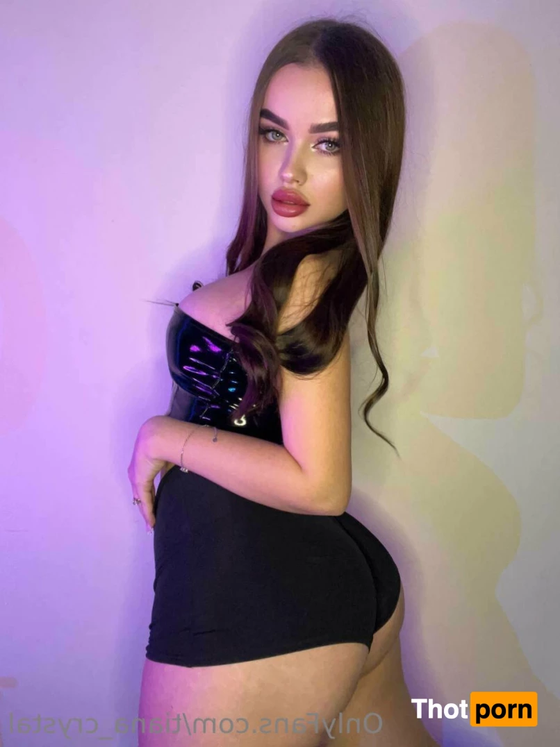 Tiana Crystal 🥵 6569384