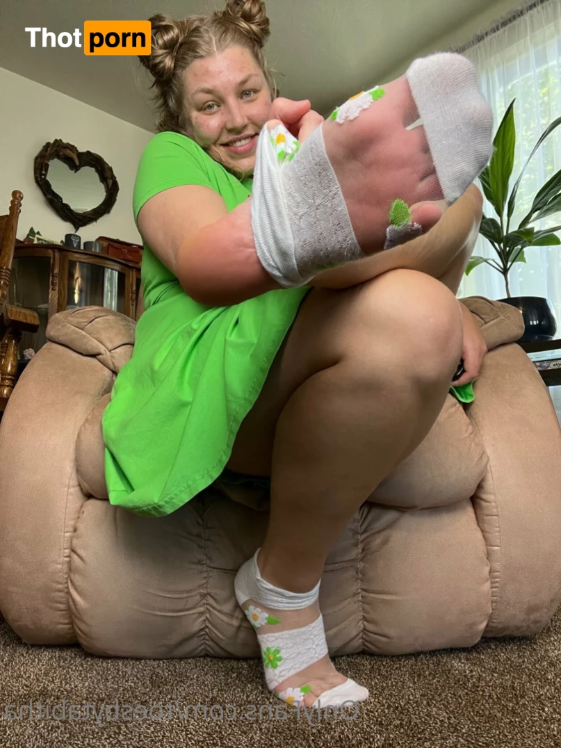 Tabitha Toes *FREE* 6990928