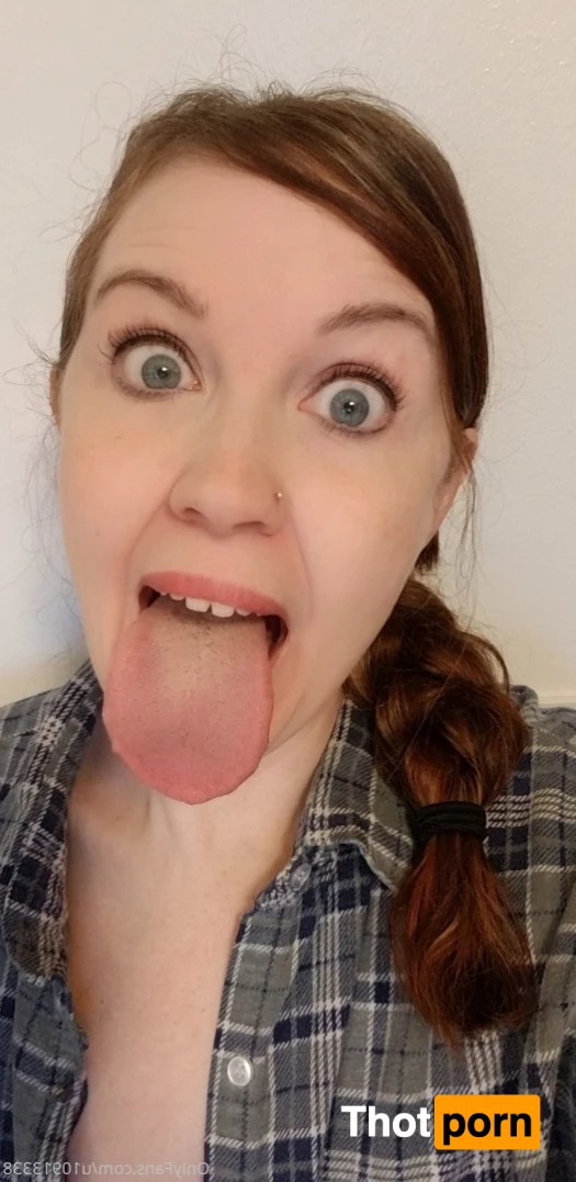 The Tongue Goddess 6771528
