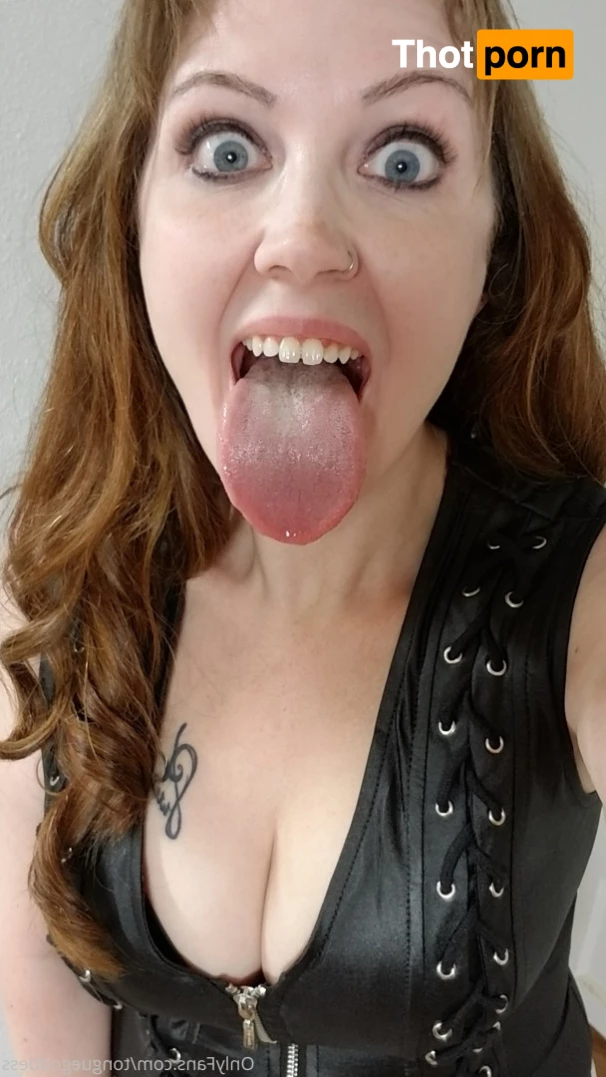 The Tongue Goddess 6771588