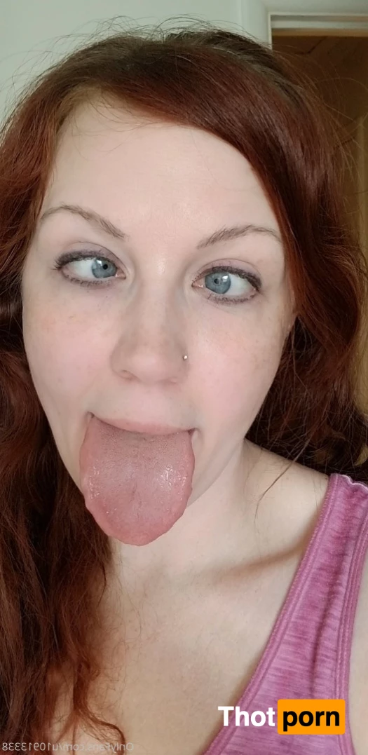 The Tongue Goddess 6771667