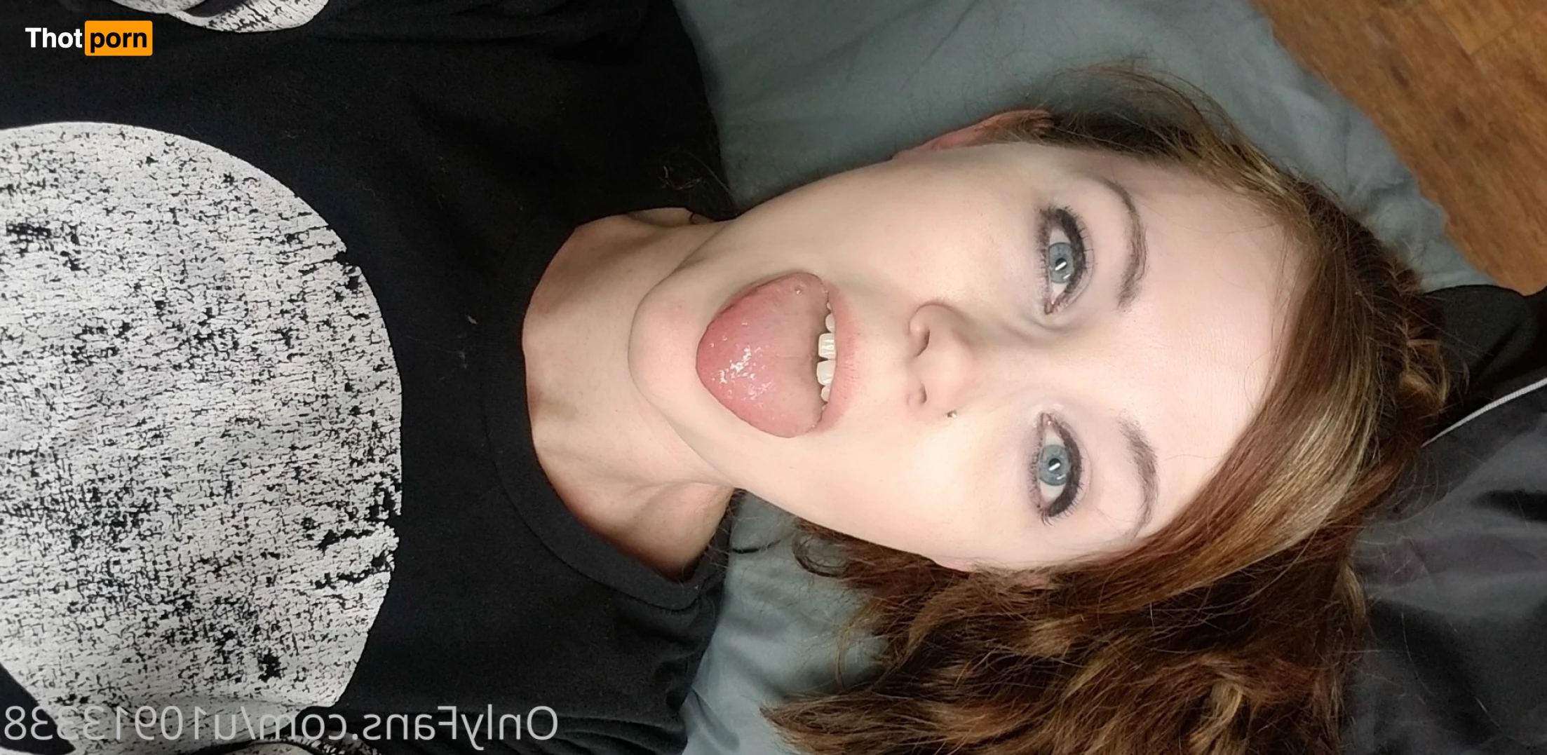 The Tongue Goddess 6771793