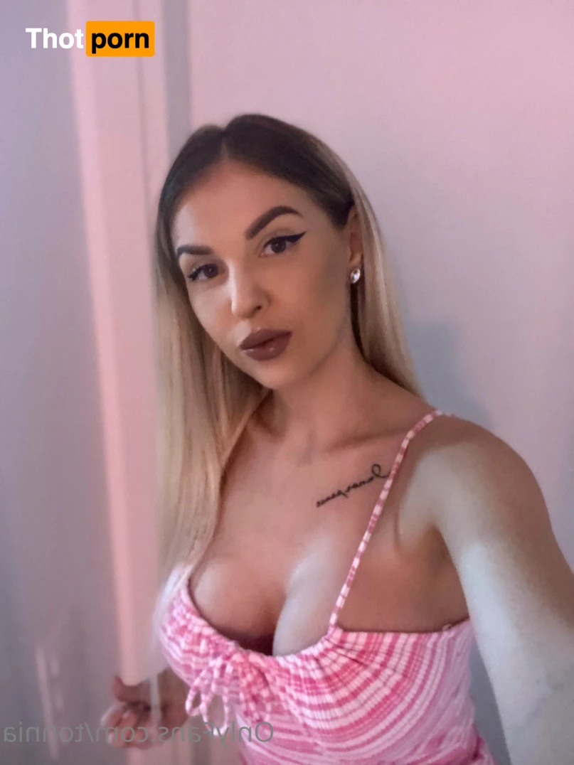 TonniaTaylor 13609223