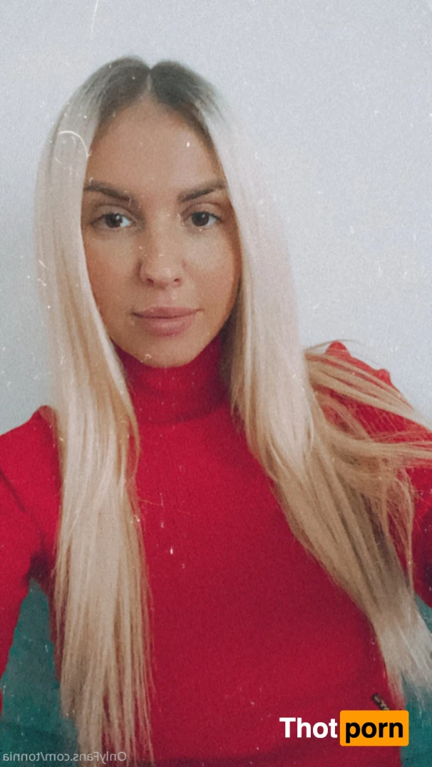 TonniaTaylor 13609495