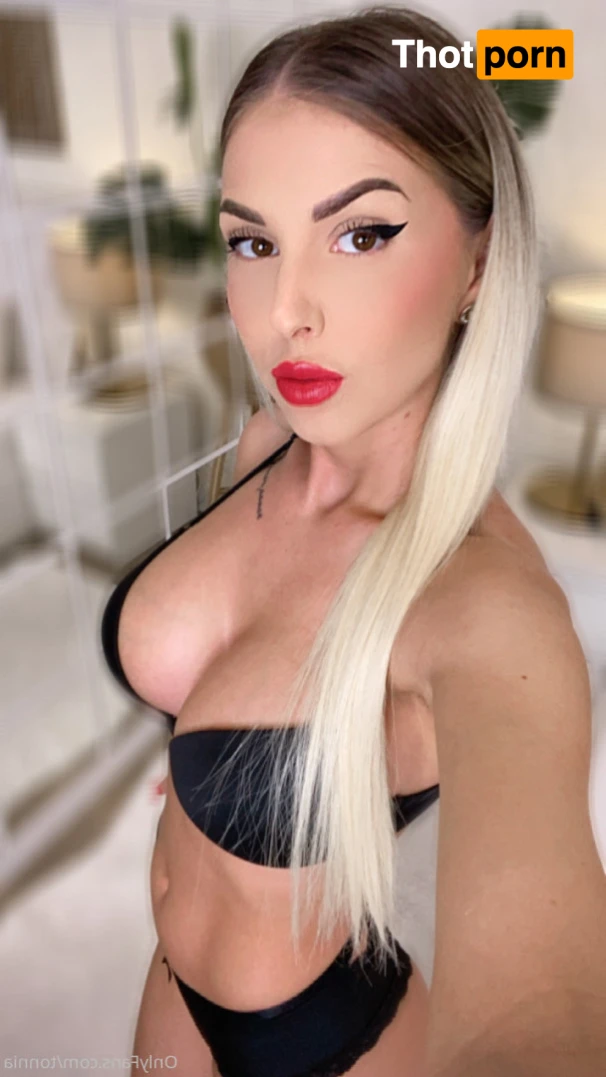 TonniaTaylor 13610181