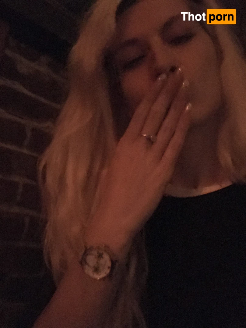 Miss Adah Vonn 6567161