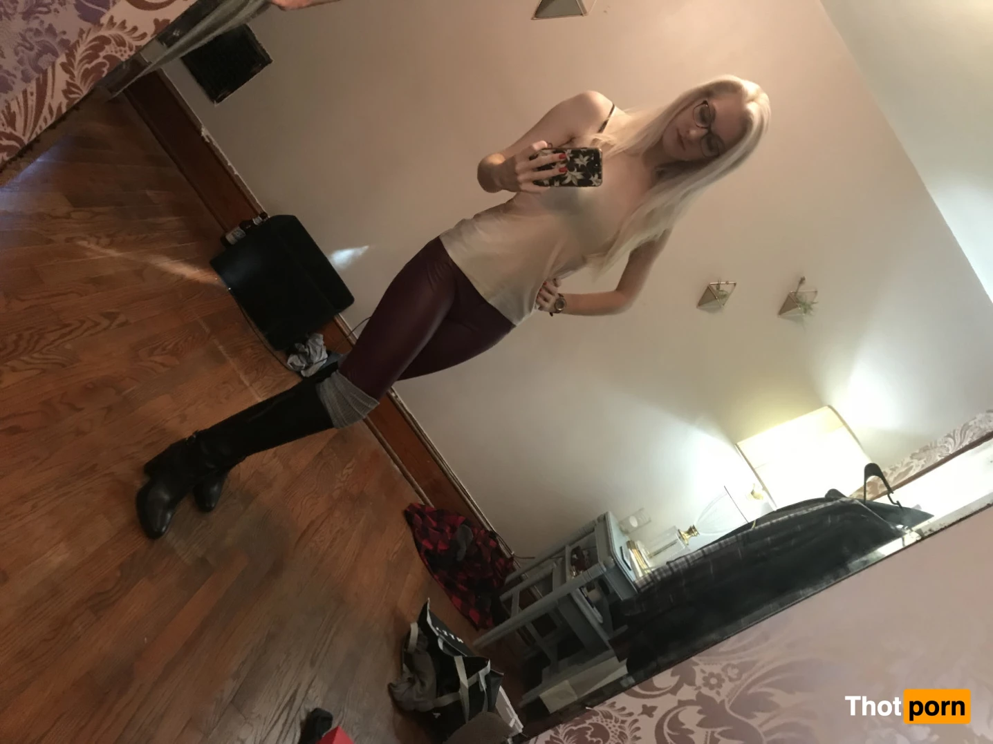 Miss Adah Vonn 6567239