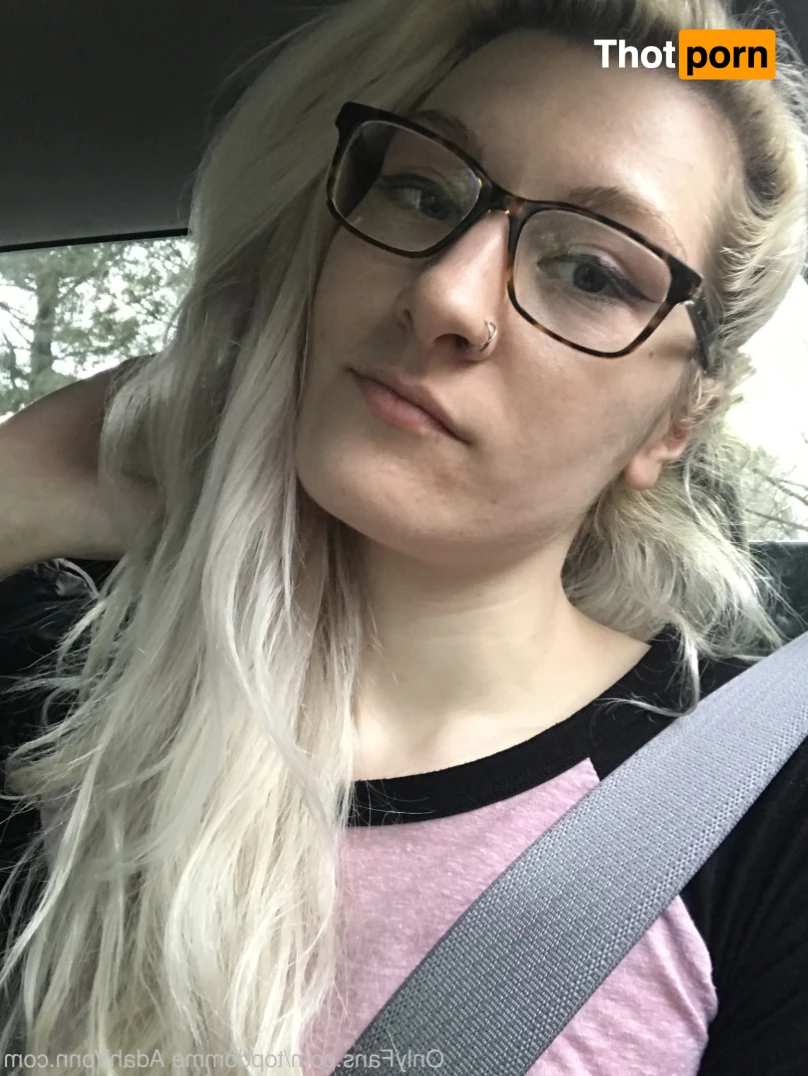 Miss Adah Vonn 6567274