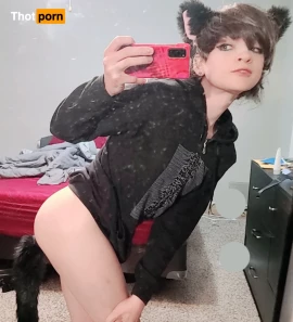 10589120