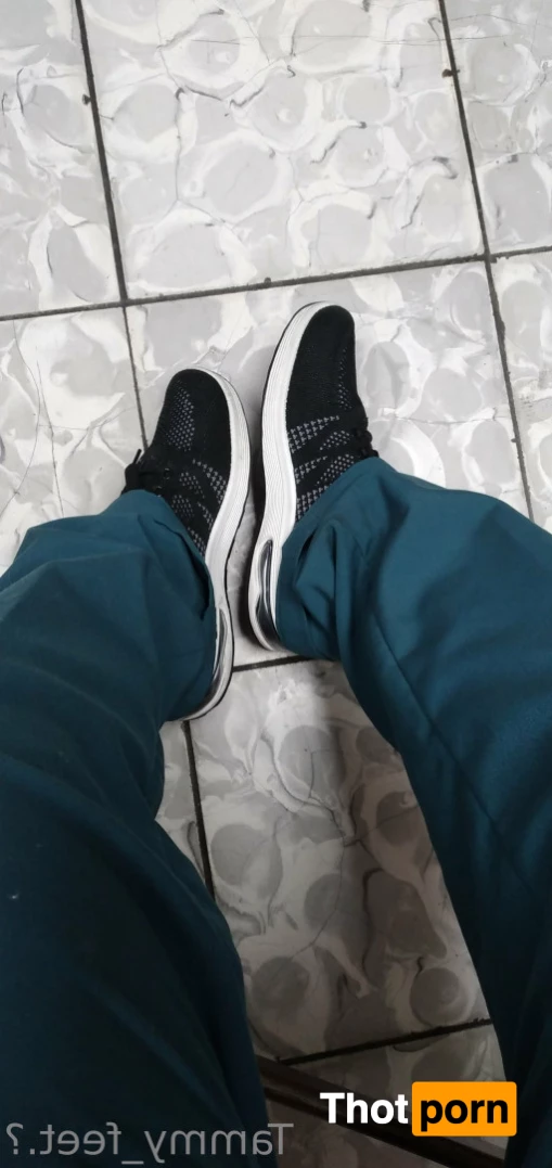 Feet_Kelly_long fingers.👣😛 9410469