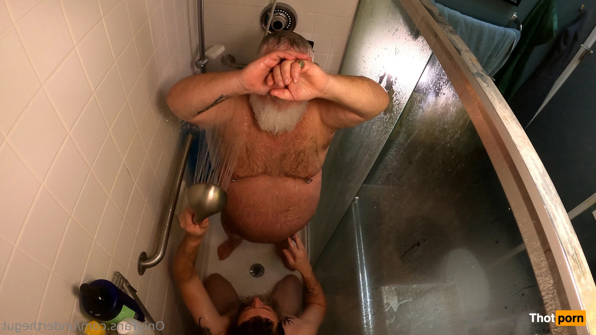 Under The Gut 13599771