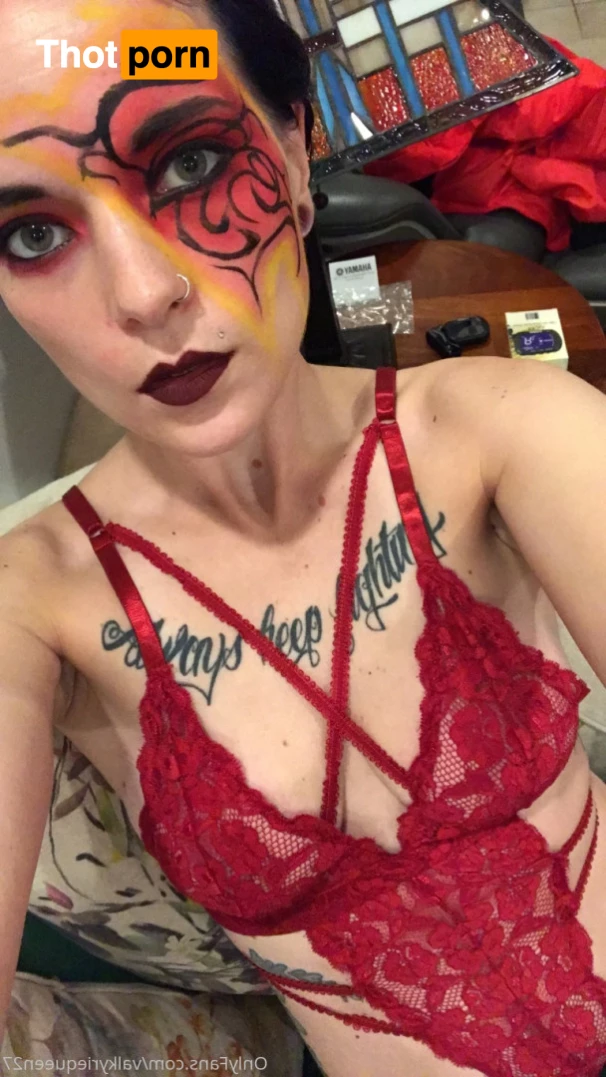 Valkyriequeen27 6973798