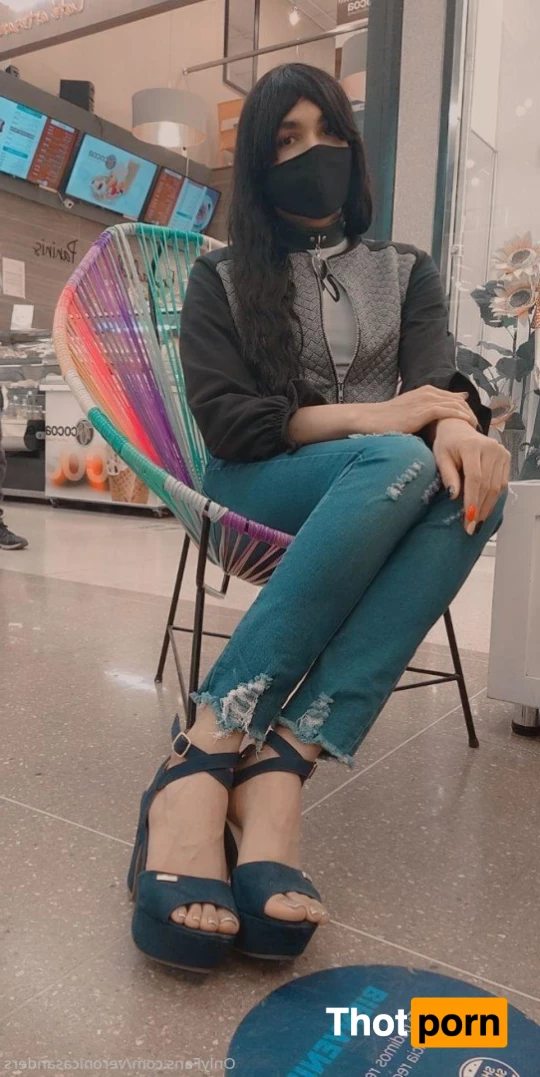 Veronica Sanders 6509877