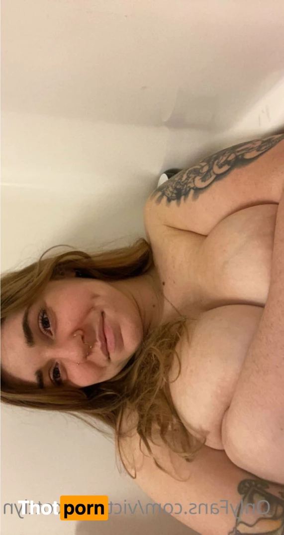 Victoria Scott 7079090