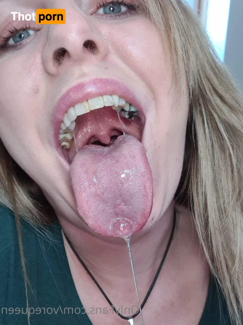 Voracious Vixen 6887937