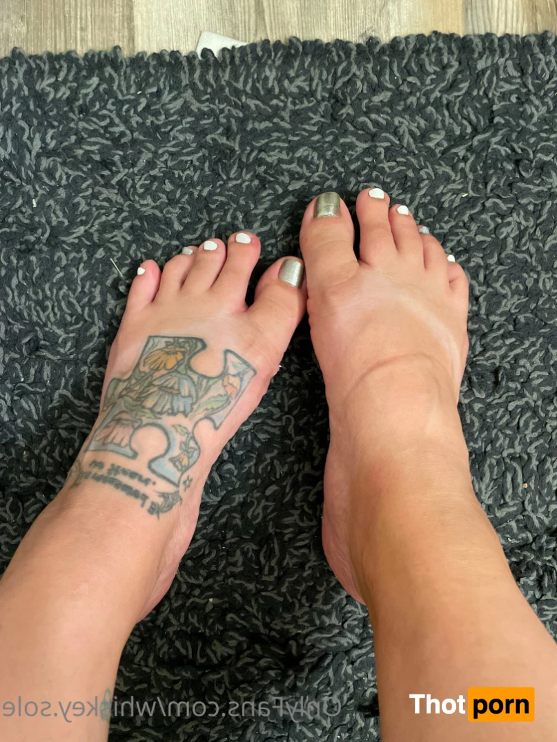 whiskey.sole 6742272