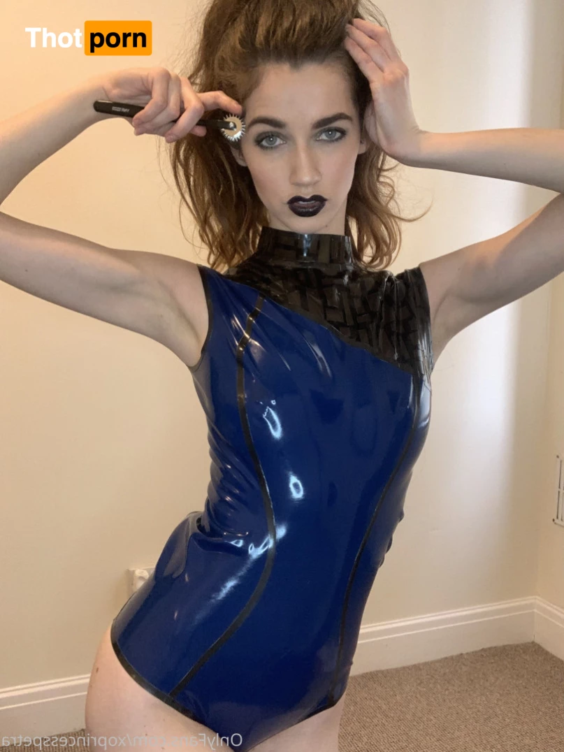 Princess Petra 6921313