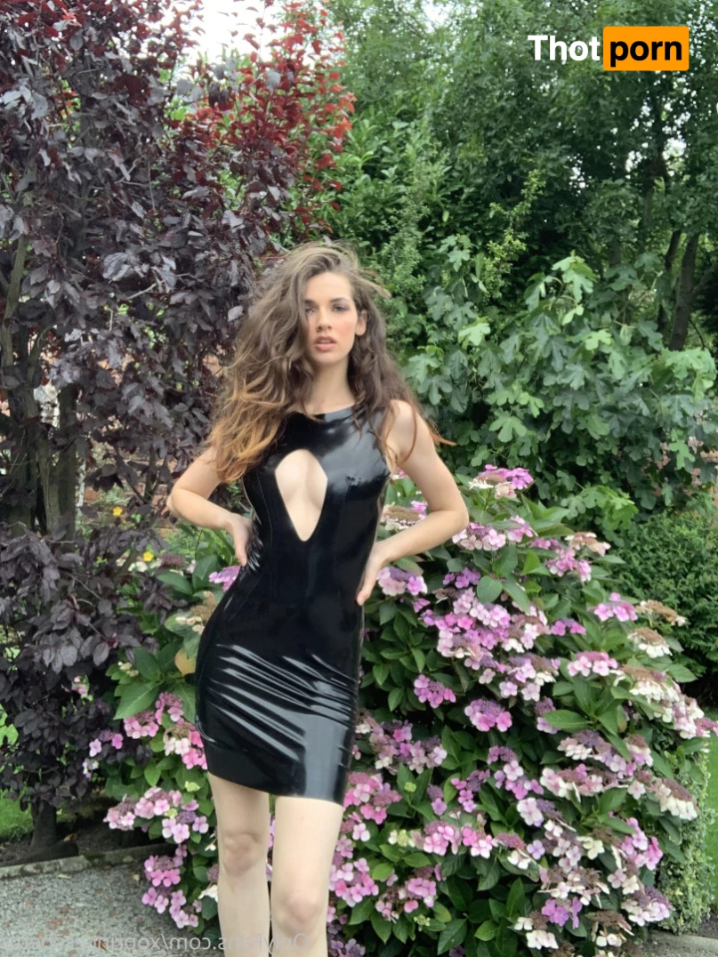 Princess Petra 6921526