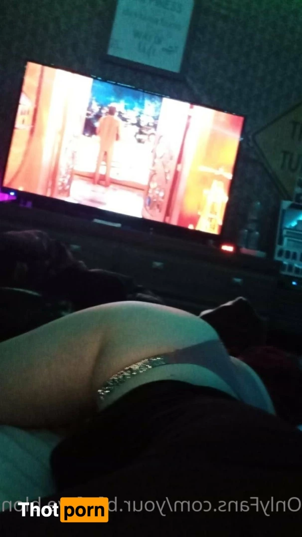 Big Booty Blondie 🤭 6640682