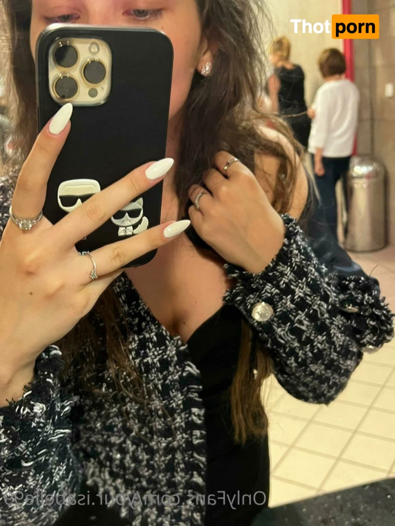 💕 your.isabelle99 💕 6905330