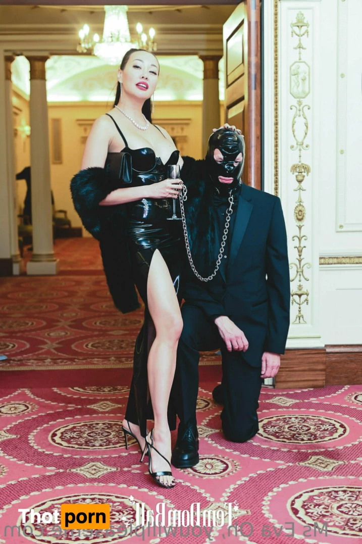 Mistress Eva Oh 10425094