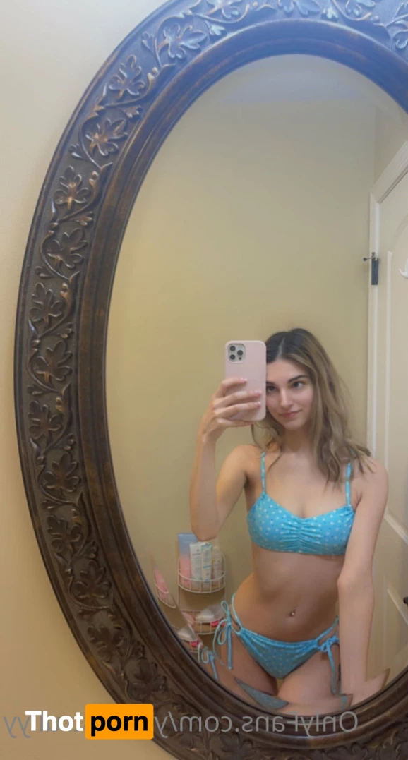 yyourstrullyy 6904143