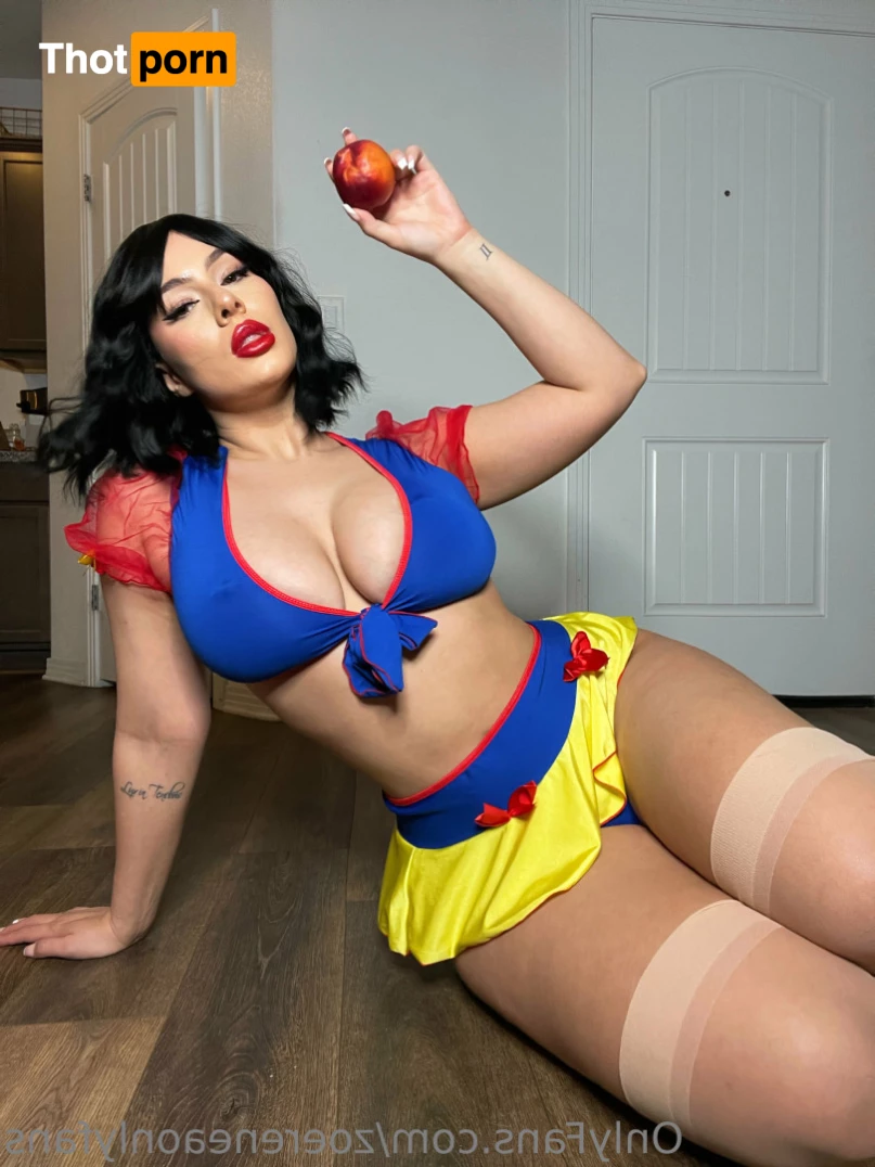 Zoë Renea FREE 6904024