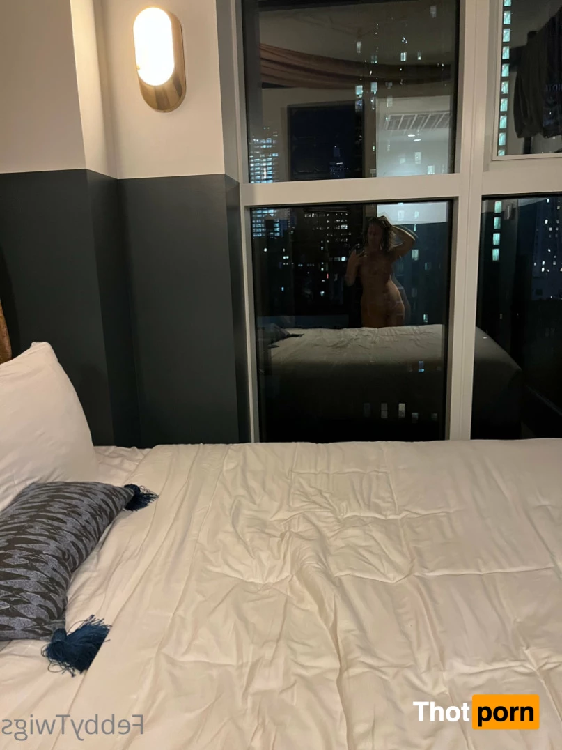 Febby Twigs 10423921