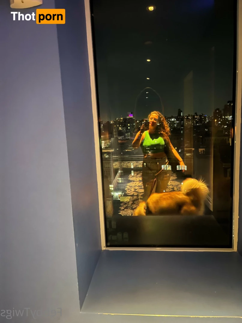 Febby Twigs 10424053