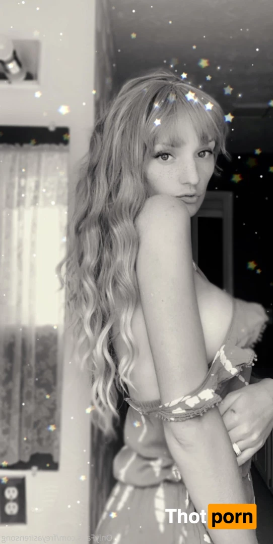 Isabelle McKenna 7799598