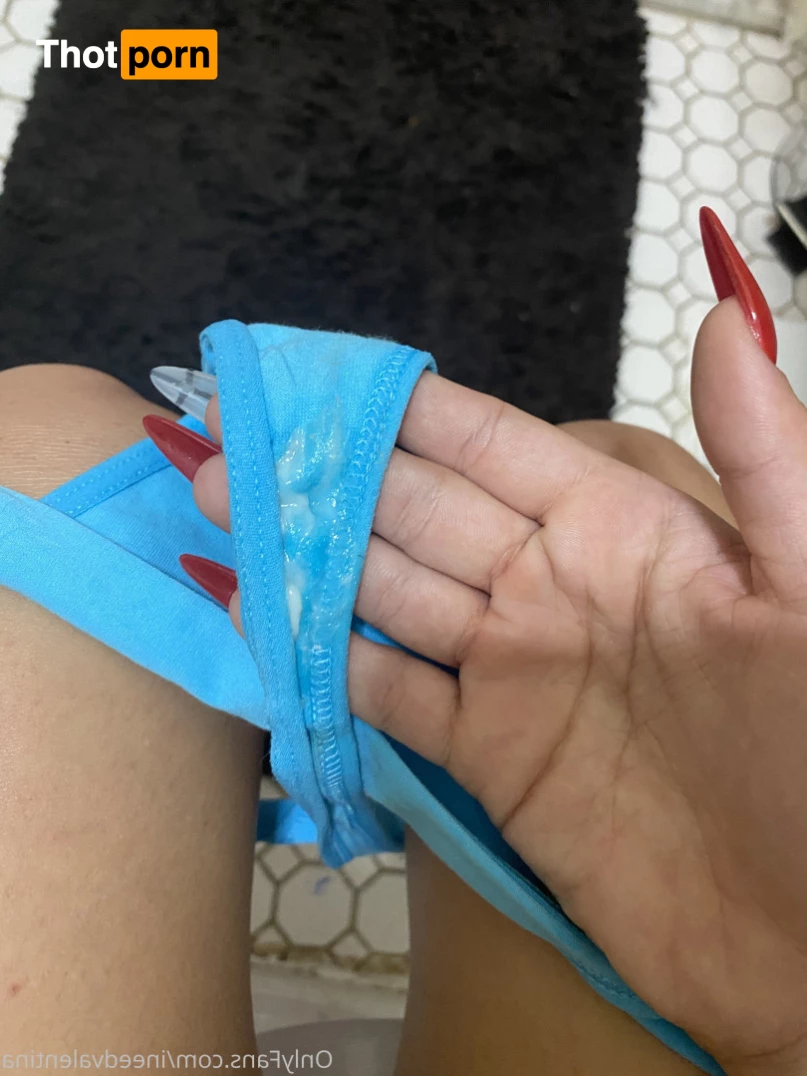 Valentina Fox 7808955