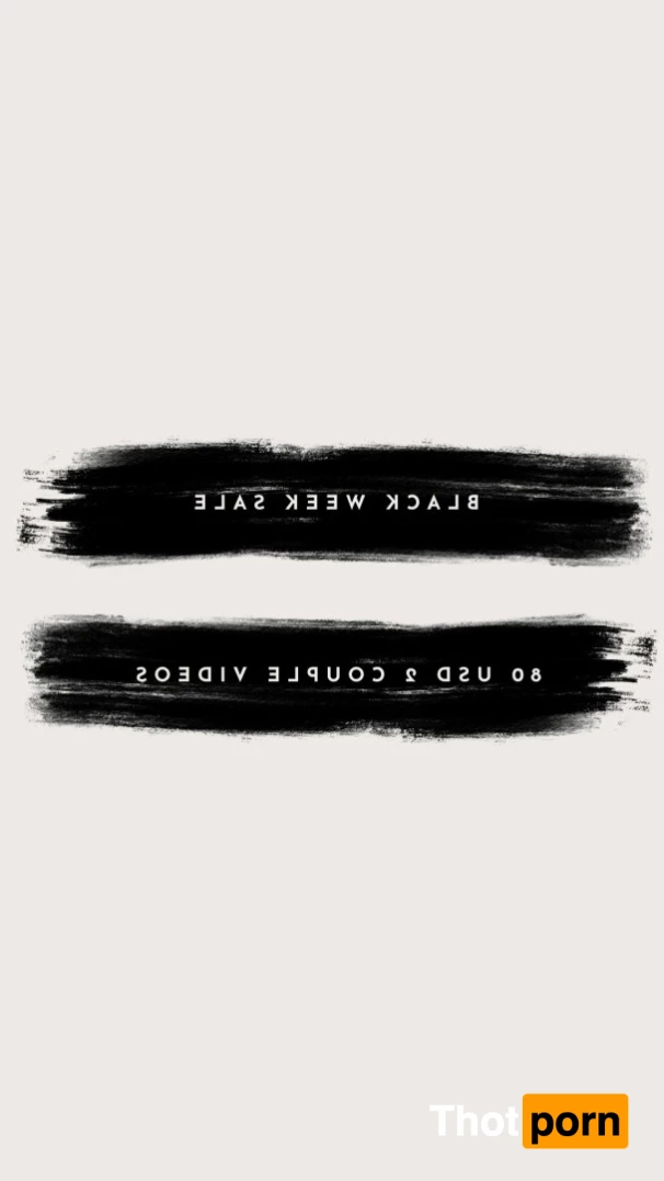 Sophie Smiles 7812878