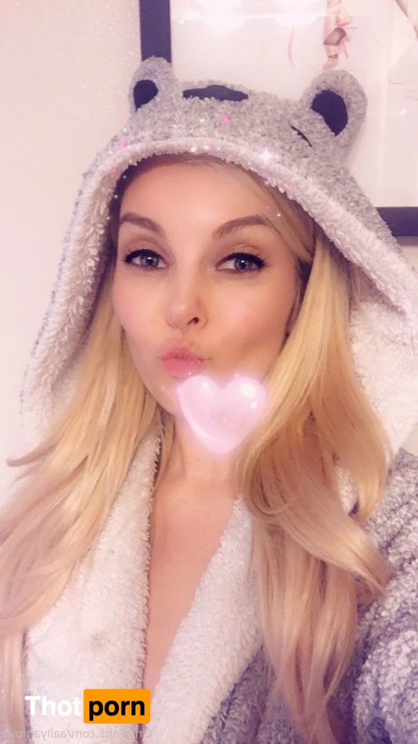 Aaliyah Love 16232003