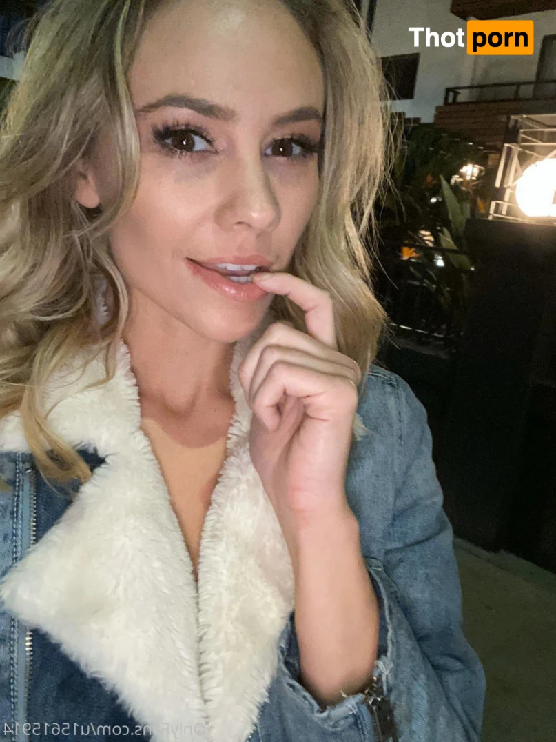 addieandrews 16521807