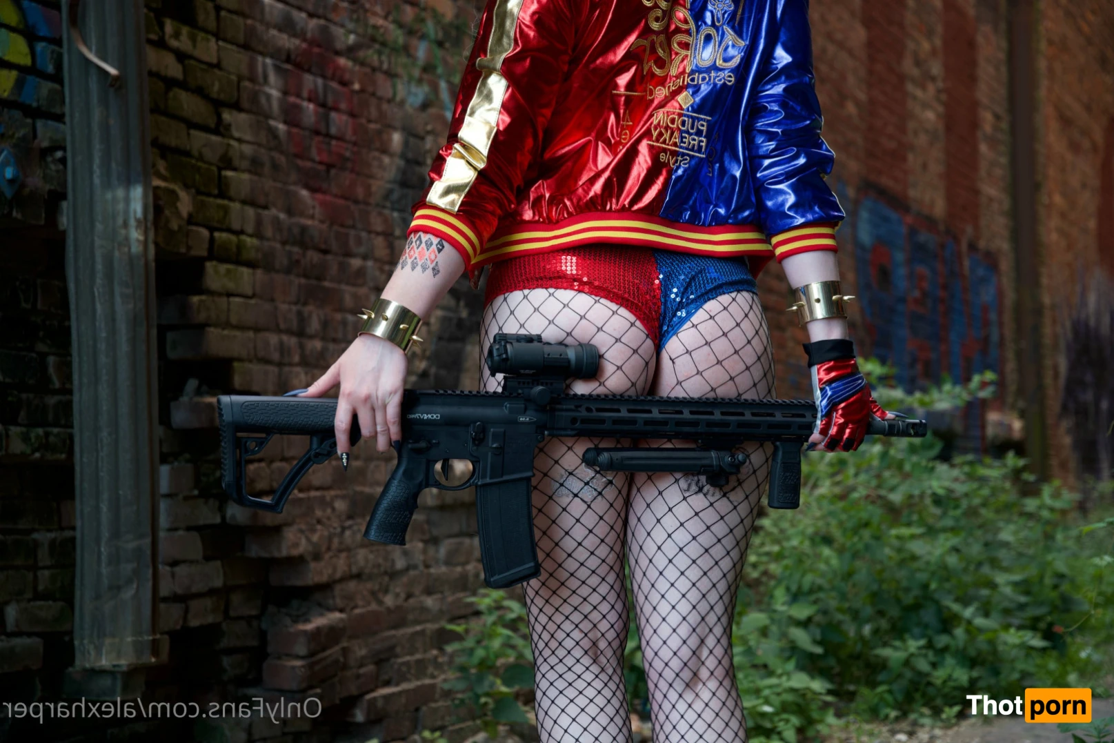 Alex Harper 15890128