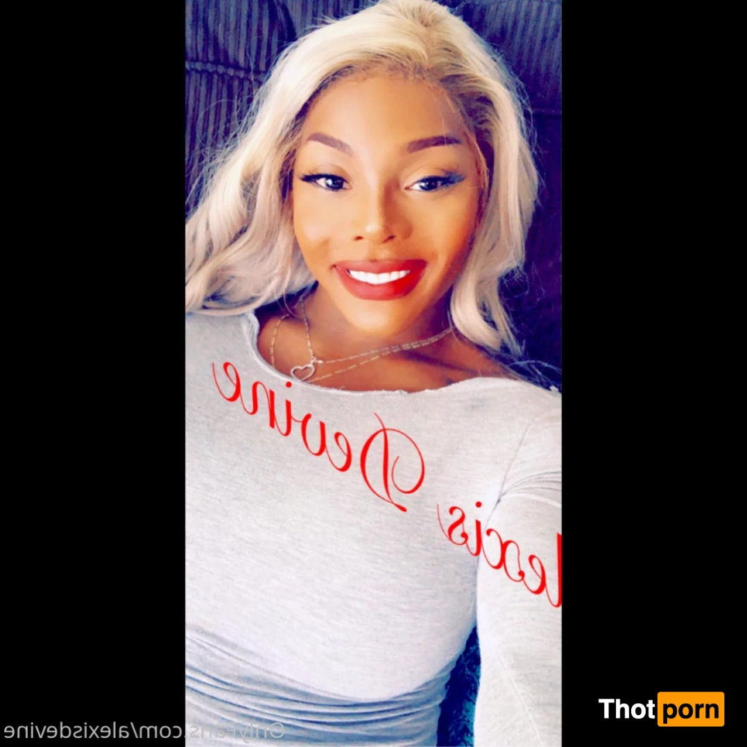 Devinealexis 15728362