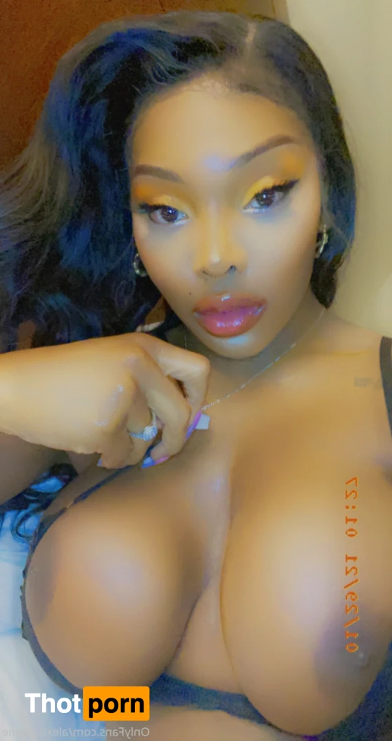 Devinealexis 15728548