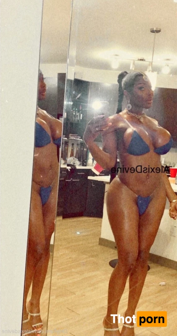 Devinealexis 15728741