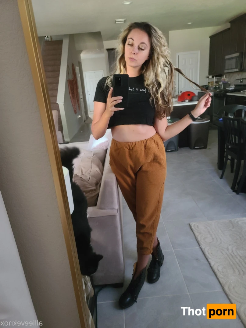 allieeveknox 15418909